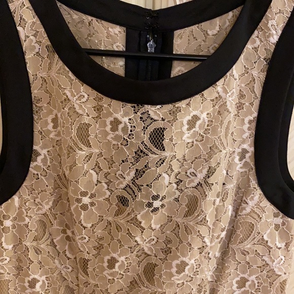 BCBG Paris MADDY mini Nude lace dress. New with tags. No flaws size 4 - Picture 3 of 9